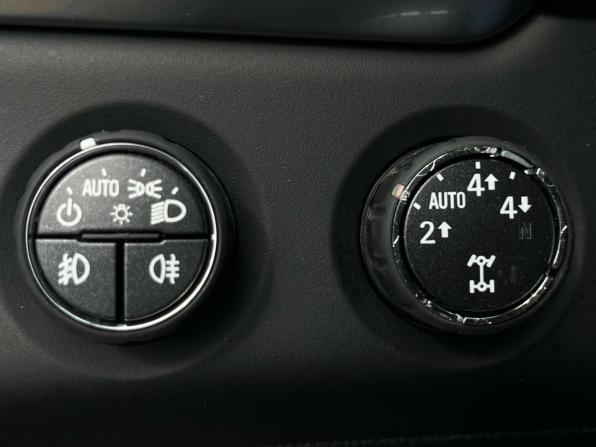 Chevrolet Tahoe IV с пробегом 2016 года, цена 2 690 000 рублей, 266324 км, внедорожник, Автокод Объявления