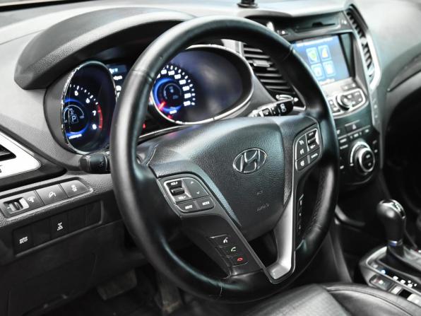 Hyundai Santa Fe III с пробегом 2013 года, цена 1 800 000 рублей, 183651 км, внедорожник, Автокод Объявления