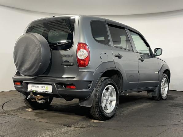 Chevrolet Niva I Рестайлинг с пробегом 2017 года, цена 719 900 рублей, 131000 км, внедорожник, Автокод Объявления