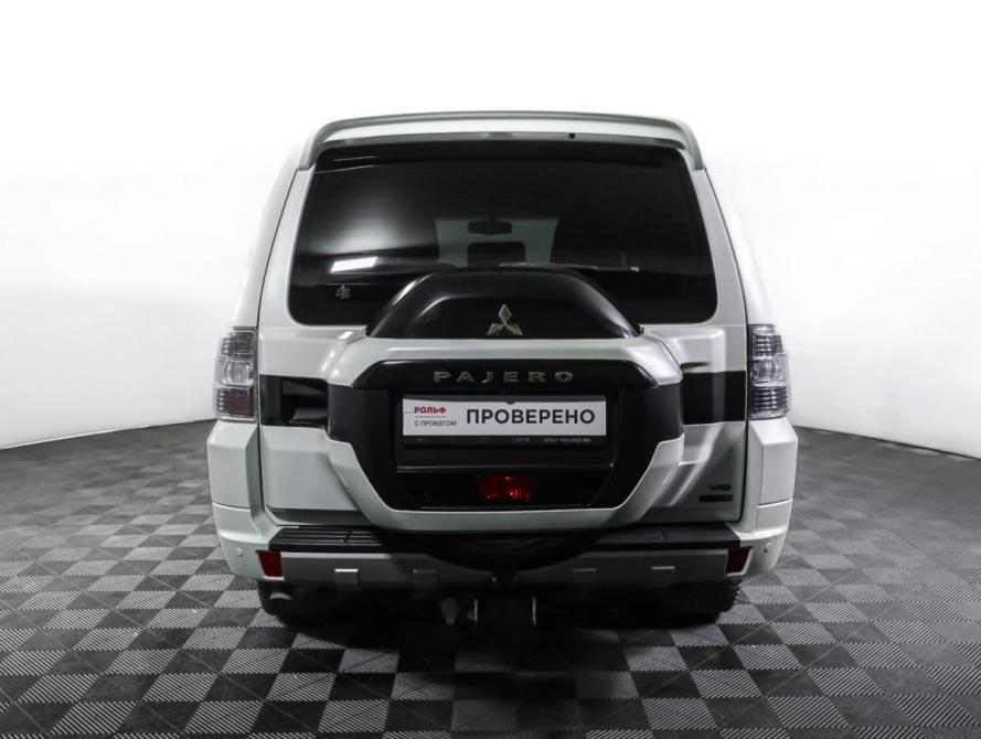 Mitsubishi Pajero IV Рестайлинг 2 Москва  - изображение 6