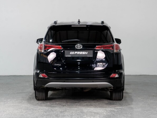 Toyota RAV4 IV (XA40) Рестайлинг с пробегом 2017 года, цена 2 539 000 рублей, 137633 км, внедорожник, Автокод Объявления