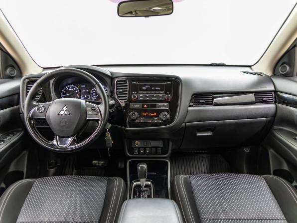 Mitsubishi Outlander III Рестайлинг 3 с пробегом 2019 года, цена 1 998 000 рублей, 150320 км, внедорожник, Автокод Объявления