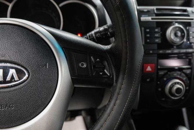 Kia Venga I с пробегом 2011 года, цена 749 000 рублей, 220000 км, компактвэн, Автокод Объявления