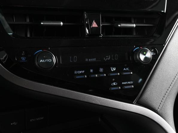 Toyota Camry VIII (XV70) Рестайлинг с пробегом 2022 года, цена 2 997 030 рублей, 75065 км, седан, Автокод Объявления