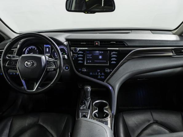 Toyota Camry VIII (XV70) с пробегом 2018 года, цена 2 049 000 рублей, 201000 км, седан, Автокод Объявления