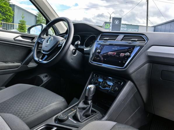 Volkswagen Tiguan II с пробегом 2020 года, цена 2 699 000 рублей, 70687 км, внедорожник, Автокод Объявления