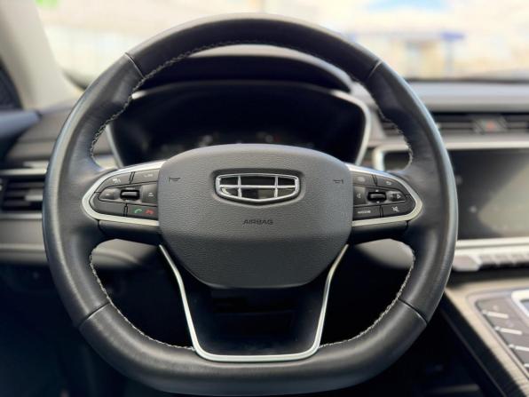 Geely Atlas Pro с пробегом 2024 года, цена 2 200 000 рублей, 66346 км, внедорожник, Автокод Объявления