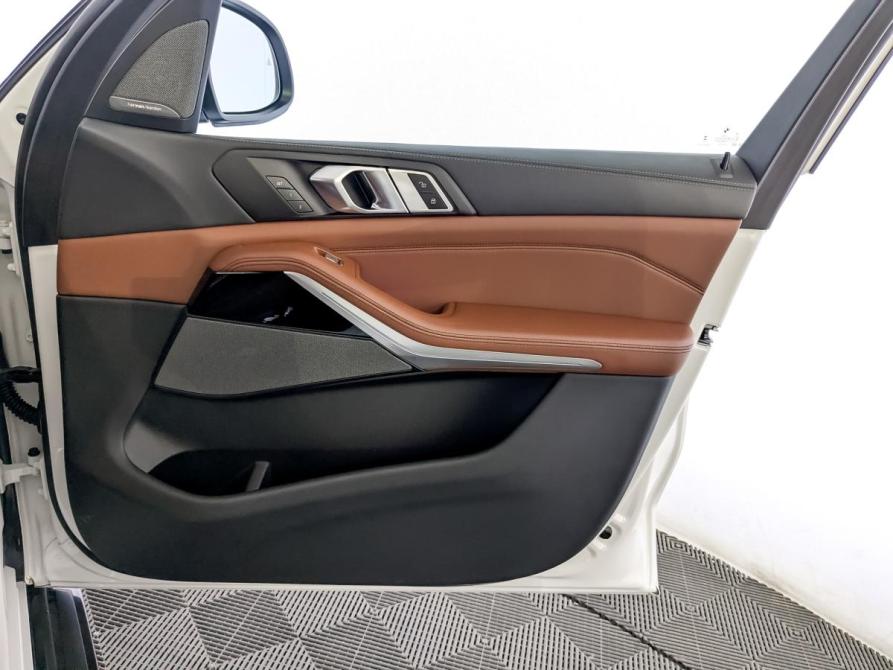 BMW X7 I (G07) Рестайлинг Москва  - изображение 27