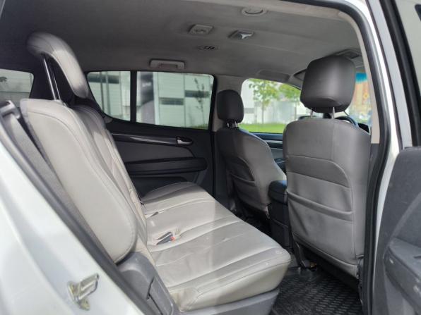 Chevrolet TrailBlazer II с пробегом 2012 года, цена 1 000 000 рублей, 281025 км, внедорожник, Автокод Объявления