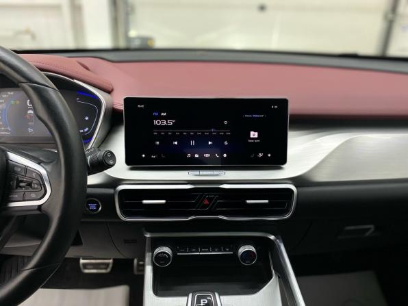 Geely Coolray I с пробегом 2022 года, цена 1 990 000 рублей, 43523 км, внедорожник, Автокод Объявления