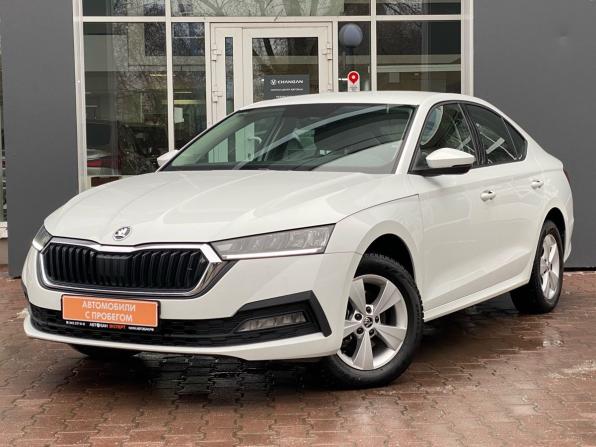 Skoda Octavia IV (A8) с пробегом 2021 года, цена 2 365 000 рублей, 78775 км, лифтбек, Автокод Объявления