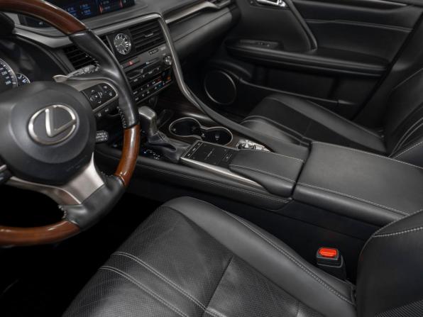 Lexus RX IV Рестайлинг с пробегом 2021 года, цена 4 810 000 рублей, 82460 км, внедорожник, Автокод Объявления