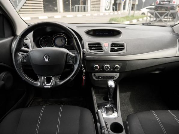 Renault Megane III Рестайлинг 2 с пробегом 2015 года, цена 690 000 рублей, 183225 км, хэтчбек, Автокод Объявления