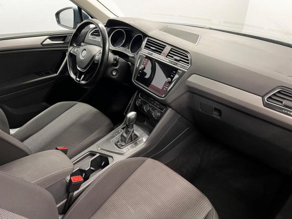 Volkswagen Tiguan II с пробегом 2020 года, цена 1 699 000 рублей, 235044 км, внедорожник, Автокод Объявления