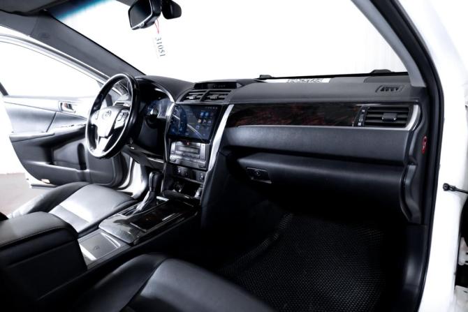 Toyota Camry VII (XV50) Рестайлинг с пробегом 2016 года, цена 1 799 000 рублей, 167913 км, седан, Автокод Объявления