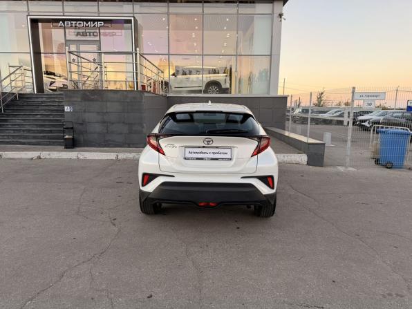Toyota C-HR I Рестайлинг с пробегом 2019 года, цена 2 370 000 рублей, 113142 км, внедорожник, Автокод Объявления