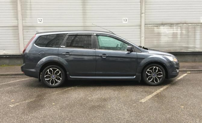 Ford Focus II Рестайлинг с пробегом 2008 года, цена 289 000 рублей, 251640 км, универсал, Автокод Объявления