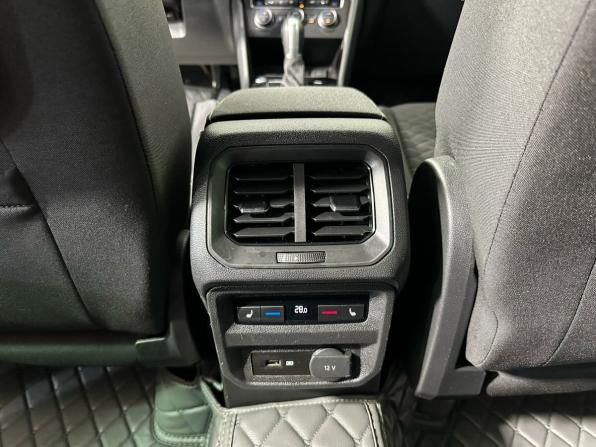 Volkswagen Tiguan II с пробегом 2018 года, цена 2 580 000 рублей, 156804 км, внедорожник, Автокод Объявления