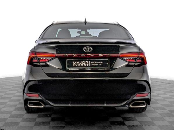 Toyota Avalon V с пробегом 2022 года, цена 3 500 000 рублей, 61953 км, седан, Автокод Объявления