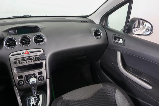 Peugeot 308 I Рестайлинг с пробегом 2011 года, цена 539 000 рублей, 187000 км, хэтчбек, Автокод Объявления