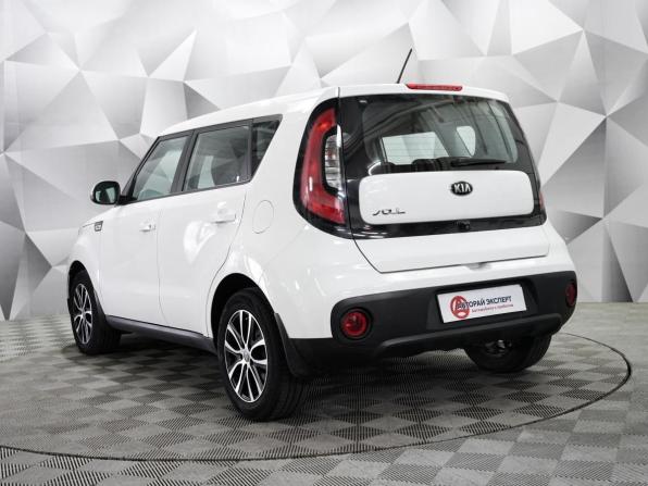 Kia Soul II Рестайлинг с пробегом 2019 года, цена 1 838 000 рублей, 103000 км, хэтчбек, Автокод Объявления
