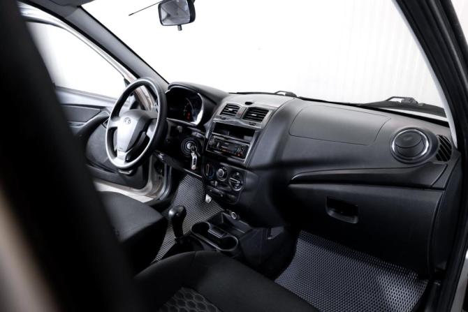 Lada (ВАЗ) Granta I Рестайлинг с пробегом 2019 года, цена 590 000 рублей, 125092 км, хэтчбек, Автокод Объявления