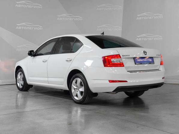 Skoda Octavia III (A7) с пробегом 2017 года, цена 1 500 000 рублей, 174287 км, лифтбек, Автокод Объявления