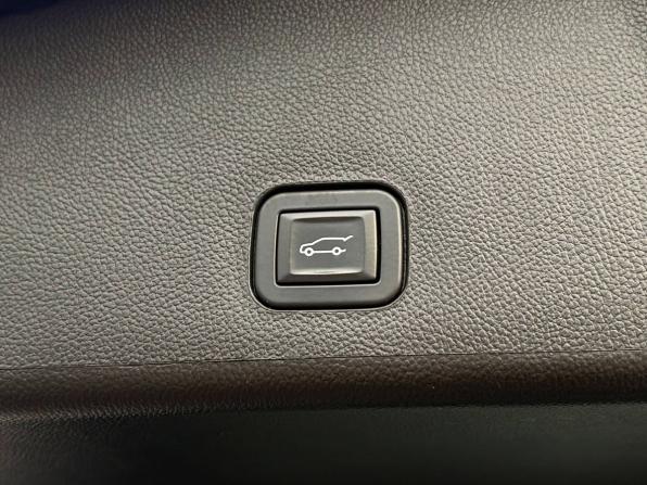 Cadillac SRX II Рестайлинг с пробегом 2013 года, цена 1 485 000 рублей, 171000 км, внедорожник, Автокод Объявления