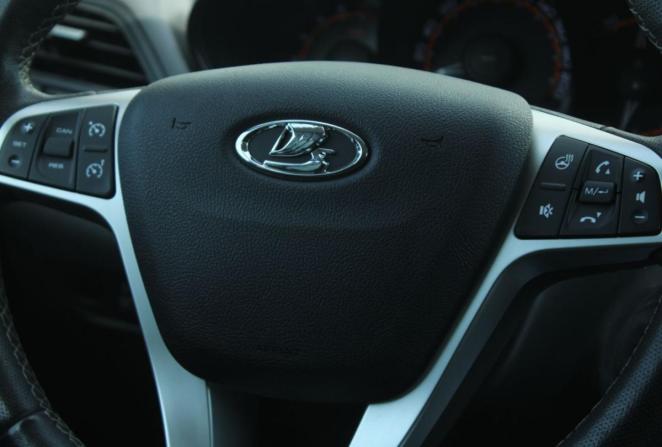 Lada (ВАЗ) Vesta I с пробегом 2021 года, цена 1 260 000 рублей, 79287 км, седан, Автокод Объявления