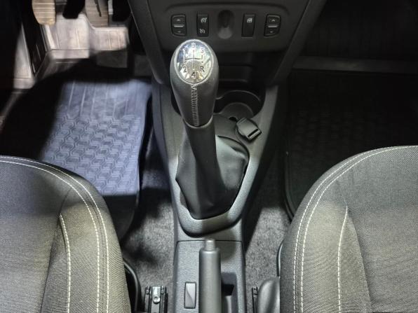 Renault Sandero II Рестайлинг с пробегом 2020 года, цена 1 125 000 рублей, 73000 км, хэтчбек, Автокод Объявления