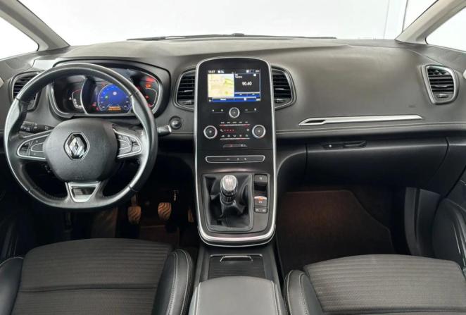 Renault Scenic IV с пробегом 2019 года, цена 1 950 000 рублей, 81087 км, компактвэн, Автокод Объявления