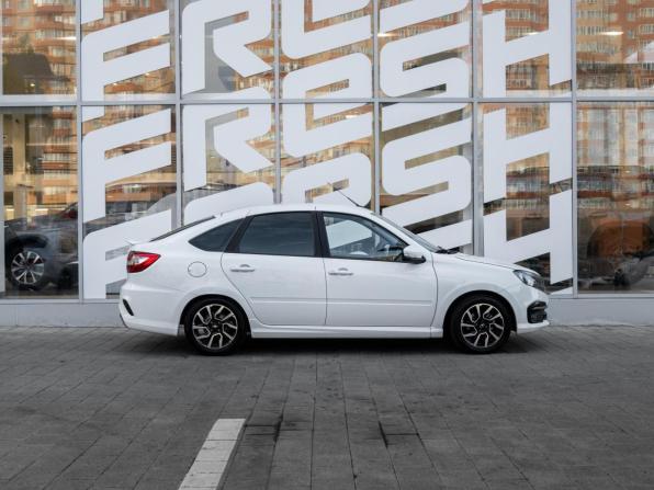 Lada (ВАЗ) Granta I Рестайлинг с пробегом 2024 года, цена 1 210 000 рублей, 10219 км, лифтбек, Автокод Объявления