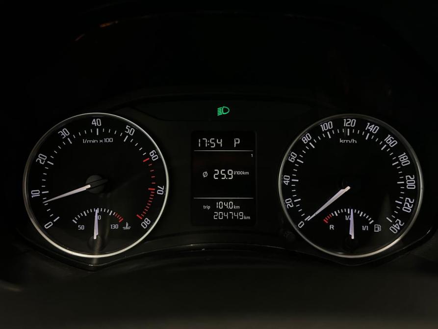 Skoda Octavia II (A5) Рестайлинг Санкт-Петербург  - изображение 13