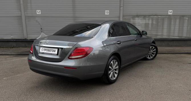 Mercedes-Benz E-Класс V (W213 S213 C238) с пробегом 2018 года, цена 2 759 000 рублей, 82038 км, седан, Автокод Объявления
