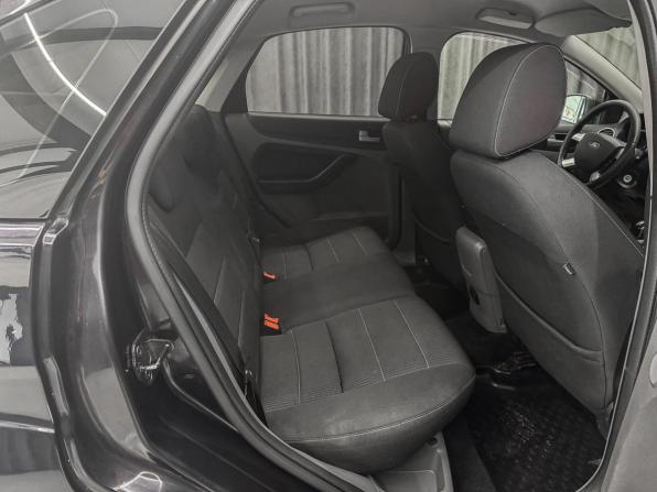 Ford Focus II Рестайлинг с пробегом 2011 года, цена 615 000 рублей, 264000 км, седан, Автокод Объявления