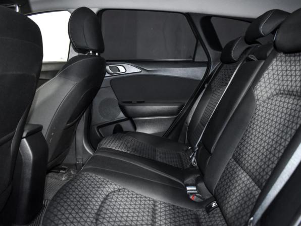 Kia Ceed III с пробегом 2019 года, цена 1 598 960 рублей, 137000 км, универсал, Автокод Объявления