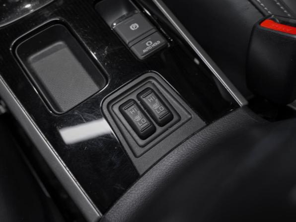 Mitsubishi Outlander III Рестайлинг 3 с пробегом 2022 года, цена 2 650 000 рублей, 11399 км, внедорожник, Автокод Объявления