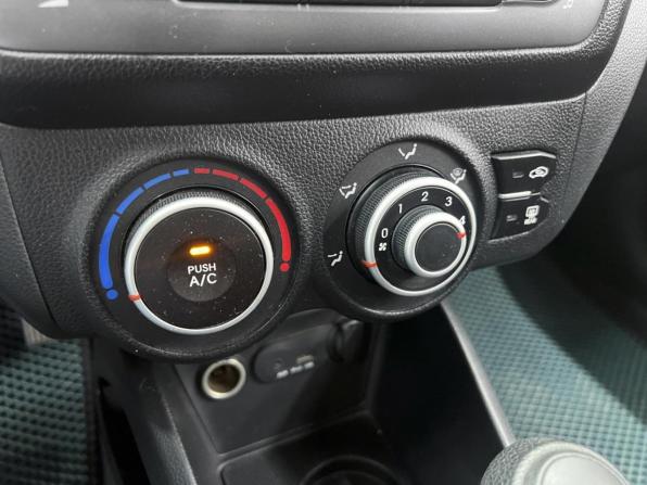 Kia Rio III с пробегом 2012 года, цена 809 000 рублей, 269973 км, хэтчбек, Автокод Объявления