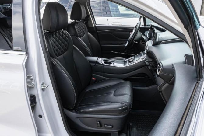 Hyundai Santa Fe IV Рестайлинг с пробегом 2021 года, цена 3 570 000 рублей, 136074 км, внедорожник, Автокод Объявления