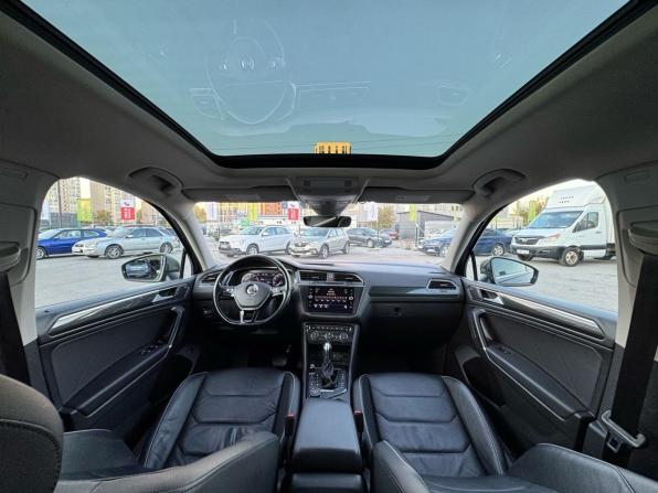 Volkswagen Tiguan II с пробегом 2018 года, цена 2 699 000 рублей, 136821 км, внедорожник, Автокод Объявления