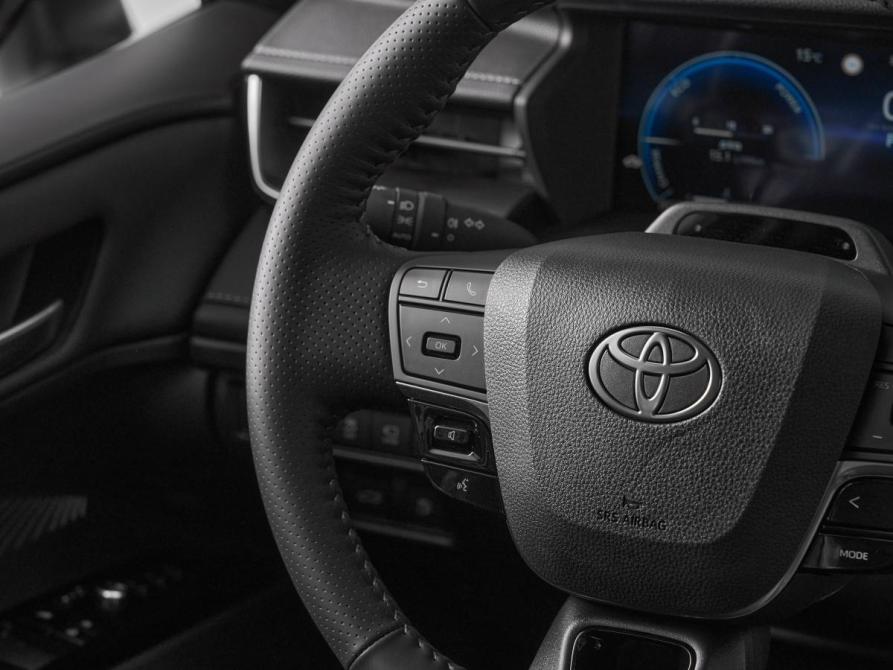 Toyota Camry IX (XV80) Москва  - изображение 12
