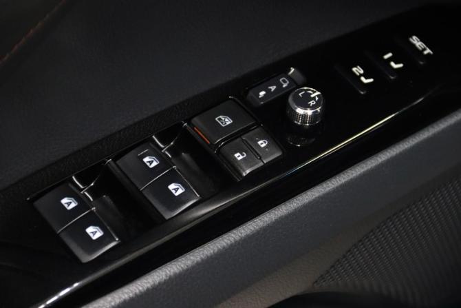 Toyota Camry VIII (XV70) с пробегом 2018 года, цена 2 805 250 рублей, 160801 км, седан, Автокод Объявления