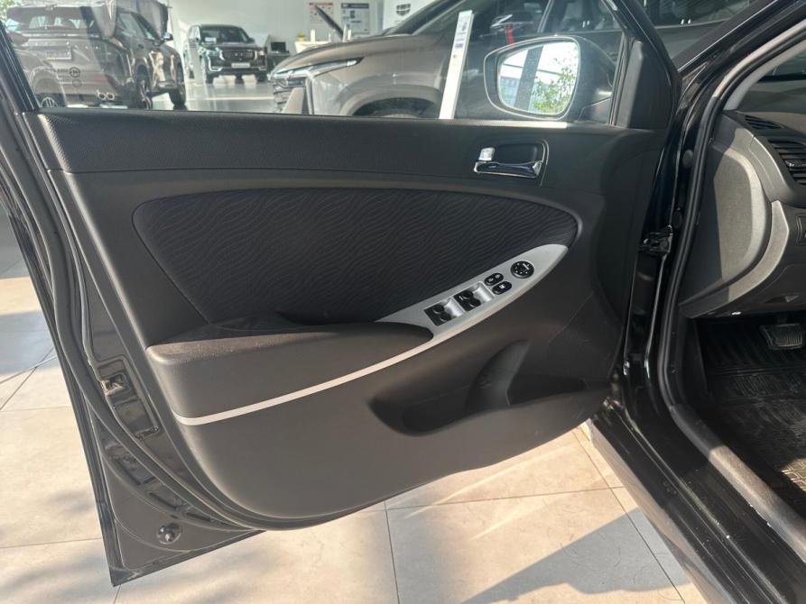 Hyundai Solaris I Новосибирск  - изображение 11