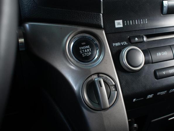 Toyota Land Cruiser 200 Series с пробегом 2010 года, цена 2 999 000 рублей, 372383 км, внедорожник, Автокод Объявления