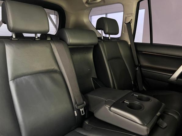 Toyota Land Cruiser Prado 150 Series Рестайлинг 1 с пробегом 2015 года, цена 3 470 000 рублей, 189809 км, внедорожник, Автокод Объявления