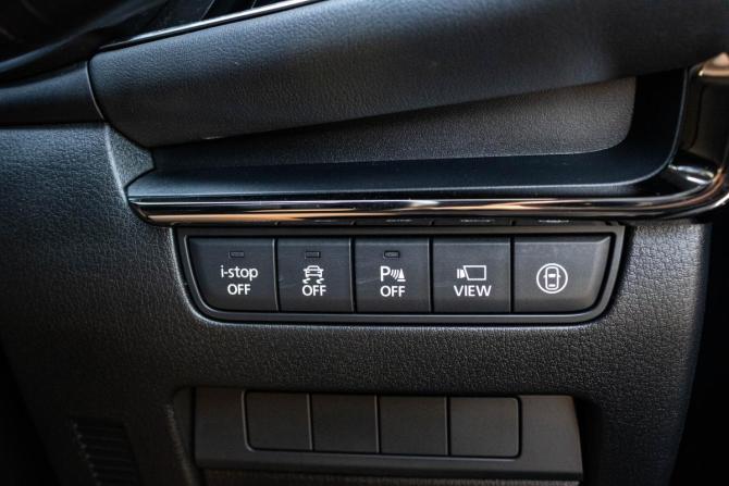 Mazda 3 IV (BP) с пробегом 2020 года, цена 1 749 000 рублей, 54707 км, хэтчбек, Автокод Объявления