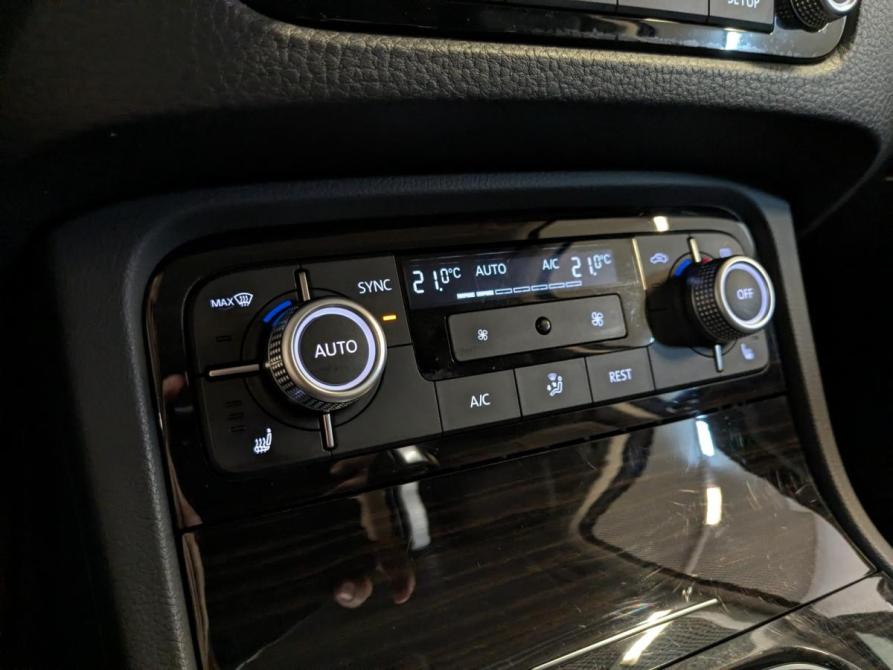 Volkswagen Touareg II Рестайлинг Санкт-Петербург  - изображение 28