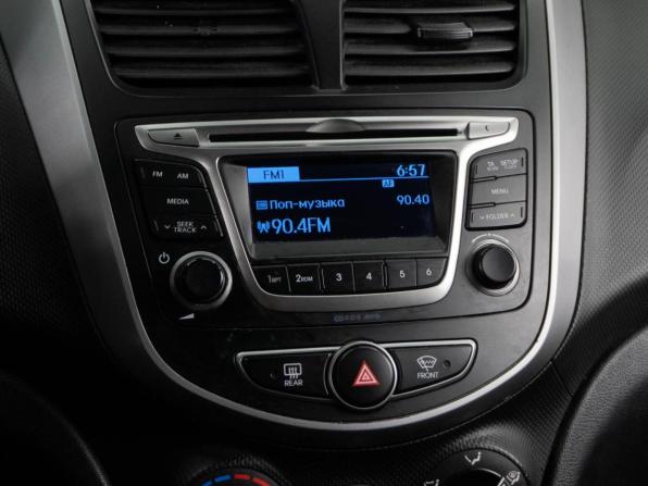 Hyundai Solaris I Рестайлинг с пробегом 2015 года, цена 1 049 000 рублей, 93886 км, хэтчбек, Автокод Объявления