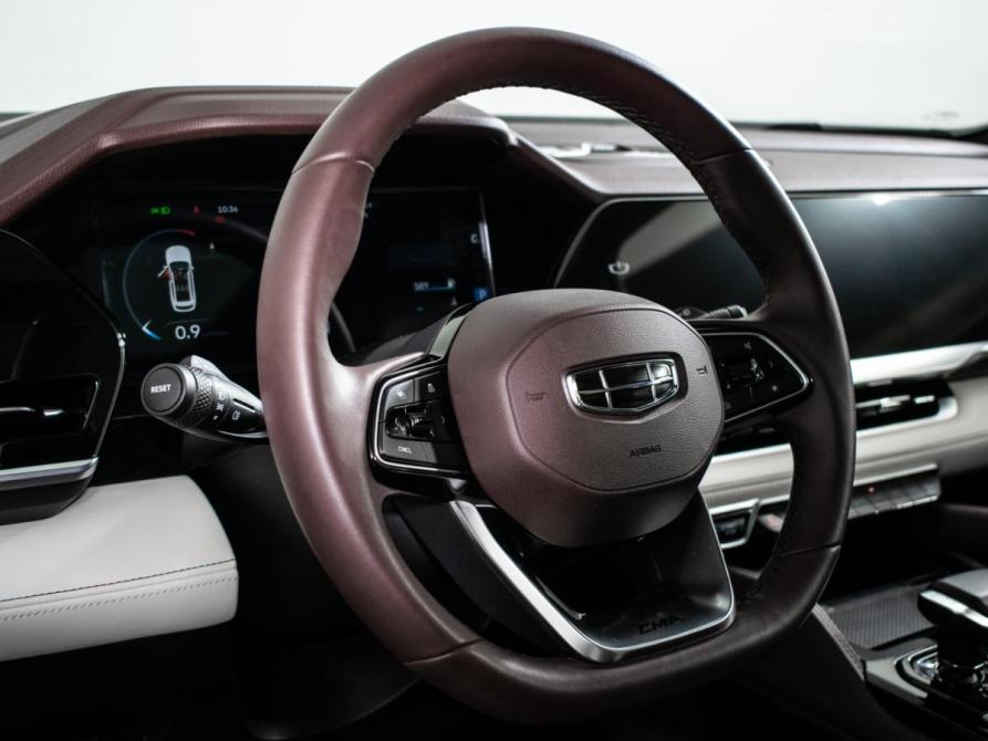 Geely Monjaro I Москва  - изображение 15