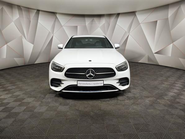 Mercedes-Benz E-Класс V (W213 S213 C238) Рестайлинг с пробегом 2021 года, цена 4 350 000 рублей, 69822 км, седан, Автокод Объявления